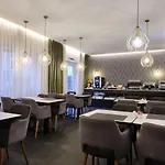 Duplo Charme Boutique 3*