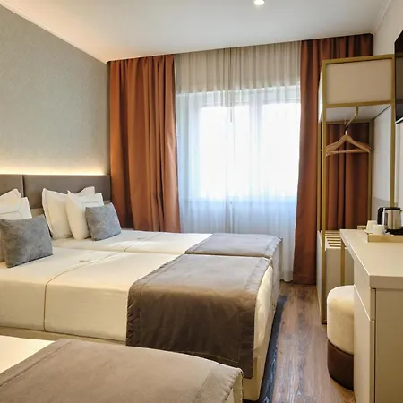 Duplo Charme Boutique Hotel 3*